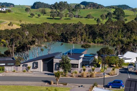 Photo of property in 4 Omahina Street, Raglan, 3225