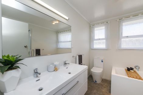 Photo of property in 508 Pioneer Highway, Highbury, Palmerston North, 4412