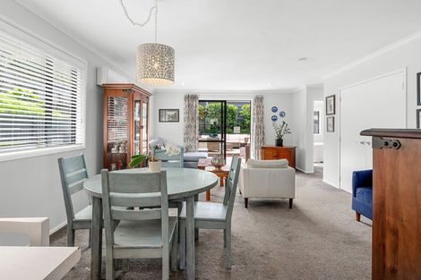 Photo of property in 49 Shrule Place, Huntington, Hamilton, 3210