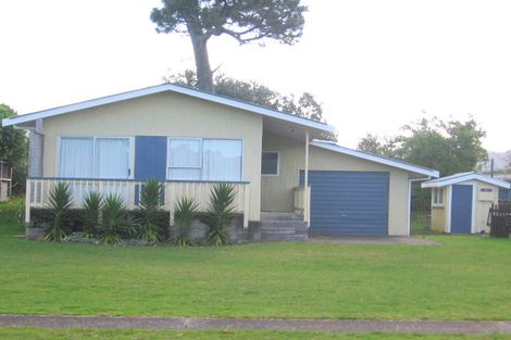 Photo of property in 4 Bell Road, Pauanui, Hikuai, 3579