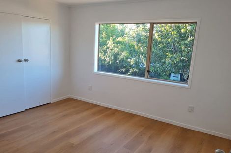 Photo of property in 66e Woodglen Road, Glen Eden, Auckland, 0602