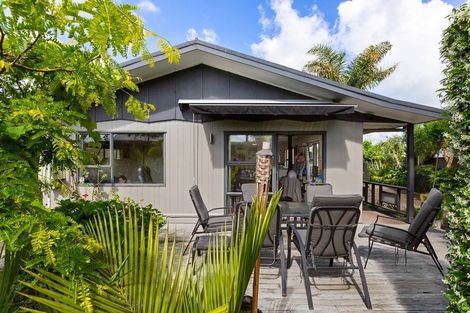 Photo of property in 3b Lillian Place, Orewa, 0931