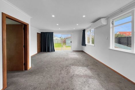 Photo of property in 21 Ashford Avenue, Hokowhitu, Palmerston North, 4410