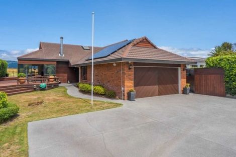 Photo of property in 58 Golf Road, Paraparaumu Beach, Paraparaumu, 5032