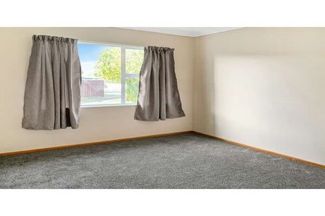 Photo of property in 21 Heather Street, Levin, 5510