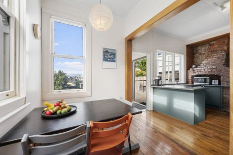 Photo of property in 13 Hinau Road, Hataitai, Wellington, 6021