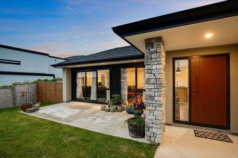 Photo of property in 24 Queen Charlotte Drive, Aotea, Porirua, 5024