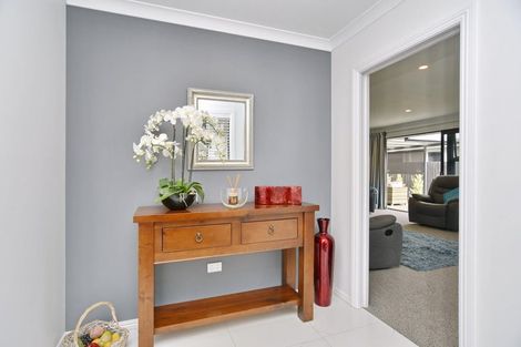 Photo of property in 75 Gladstone Road, Woodend, 7610