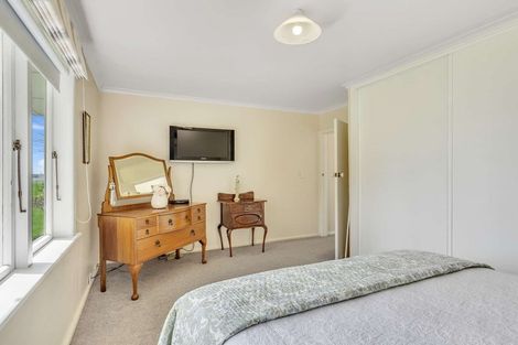 Photo of property in 70 Nilgiri Road, Poraiti, Napier, 4182