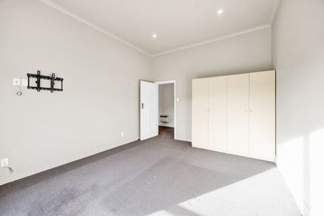 Photo of property in 39 Victoria Street, Hawera, 4610