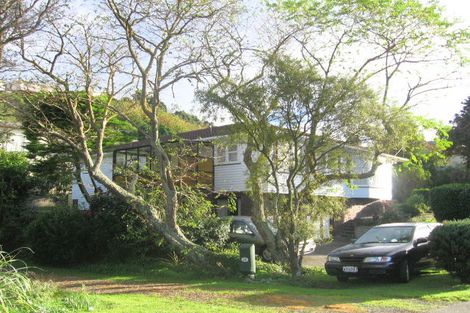 Photo of property in 337 Main Road, Tawa, Wellington, 5028