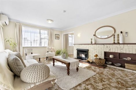 Photo of property in 131a Apu Crescent, Lyall Bay, Wellington, 6022