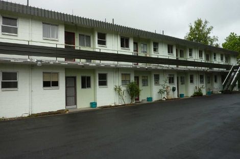 Photo of property in 4/211 River Road, Claudelands, Hamilton, 3214