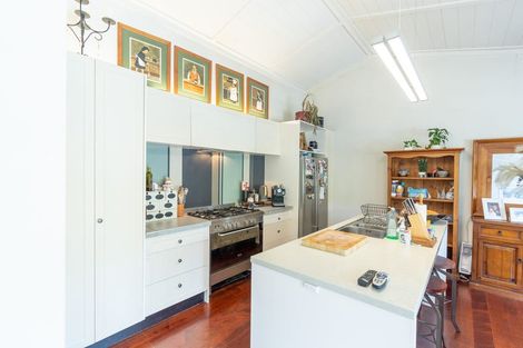 Photo of property in 1 Holden Way, Fitzherbert, Palmerston North, 4471