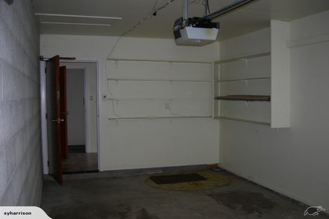 Photo of property in 77 Memorial Avenue, Ilam, Christchurch, 8053