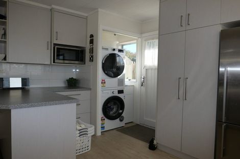 Photo of property in 47a Olive Terrace, Paraparaumu Beach, Paraparaumu, 5032