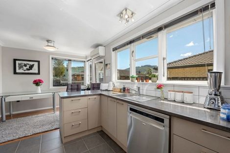 Photo of property in 30 Sheridan Crescent, Trentham, Upper Hutt, 5018