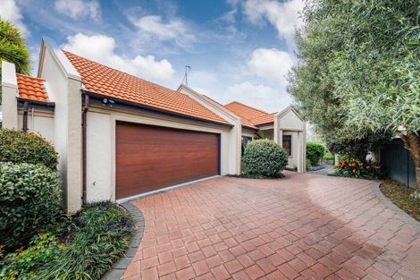 Photo of property in 3 Balmoral Drive, Terrace End, Palmerston North, 4410