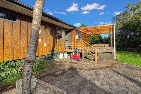 Photo of property in 8 Vera Heights, Maungakaramea, Whangarei, 0178