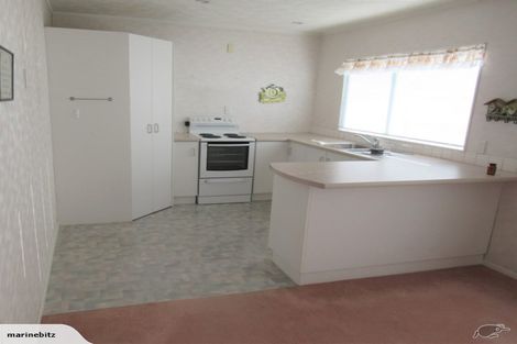 Photo of property in 2b Palomino Drive, Henderson, Auckland, 0612