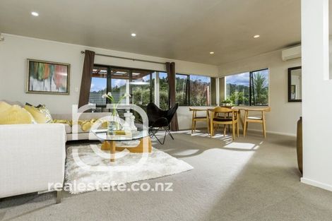 Photo of property in 1/112 Seaview Road, Glenfield, Auckland, 0629