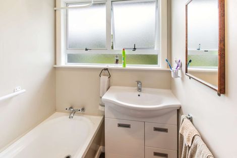 Photo of property in 7 Kupe Place, Highbury, Palmerston North, 4412