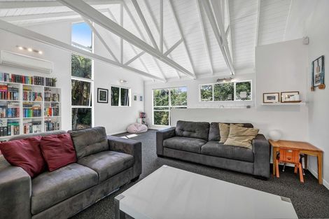 Photo of property in 28a Riversdale Drive, Merrilands, New Plymouth, 4312