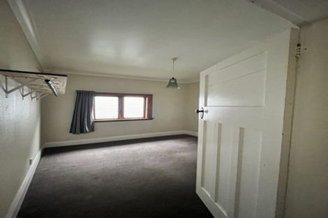 Photo of property in 75 Todman Street, Brooklyn, Wellington, 6021