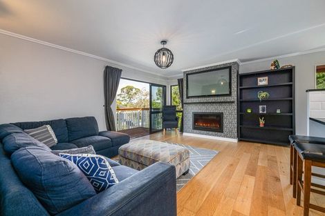 Photo of property in 17 Gallony Avenue, Massey, Auckland, 0614