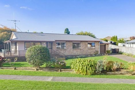 Photo of property in 75 Gibson Road, Dinsdale, Hamilton, 3204