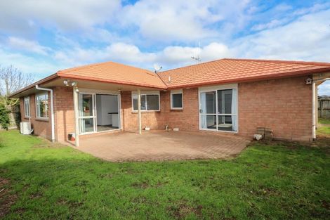 Photo of property in 183 Old Farm Road, Hamilton East, Hamilton, 3216