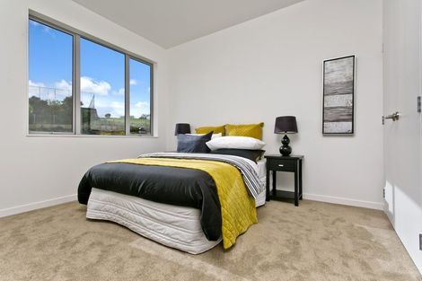 Photo of property in 102 Admirals Court Drive, Greenhithe, Auckland, 0632
