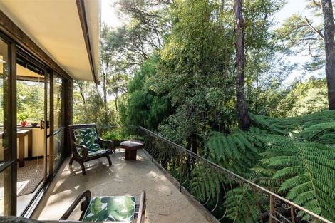 Photo of property in 2 Kaurimu Rise, Titirangi, Auckland, 0604