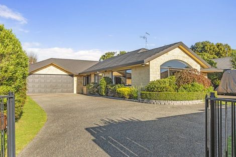 Photo of property in 116 Regent Drive, Paraparaumu Beach, Paraparaumu, 5032