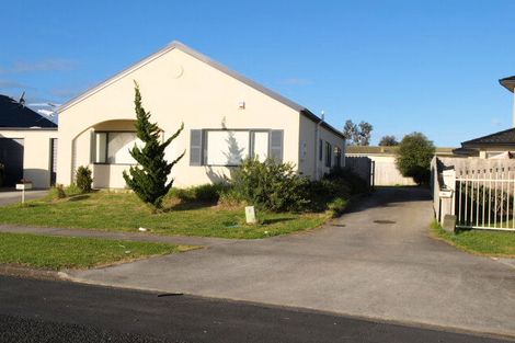 Photo of property in 8 Otago Place, Favona, Auckland, 2024