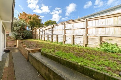 Photo of property in 9a Seymour Place, Bellevue, Tauranga, 3110