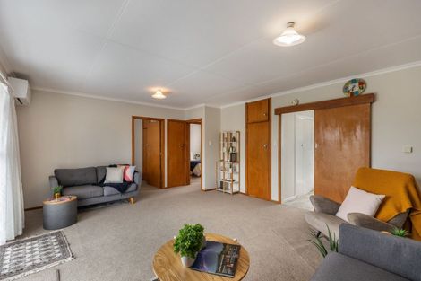 Photo of property in 6b Davies Lane, New Plymouth, 4310