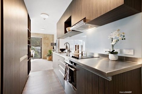 Photo of property in Frame Apartments, 502/111u Molesworth Street, Thorndon, Wellington, 6011