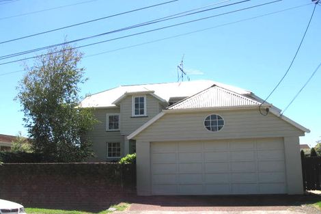 Photo of property in 1/4 Stratford Avenue, Milford, Auckland, 0620