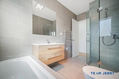 Photo of property in 31 Cloonlyon Drive, Flat Bush, Auckland, 2019