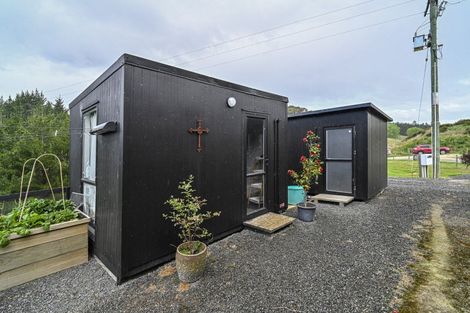 Photo of property in 1040 Kahuranaki Road, Kahuranaki, Havelock North, 4295
