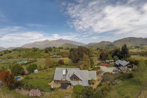 Photo of property in 58 Mountain View Road, Dalefield, Queenstown, 9371