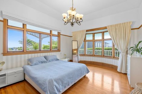 Photo of property in 93 Dyers Pass Road, Cashmere, Christchurch, 8022