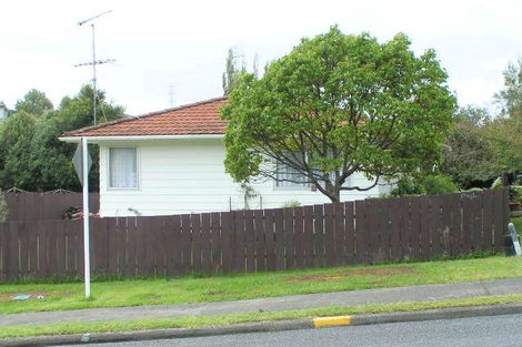Photo of property in 23 Garton Drive, Massey, Auckland, 0614