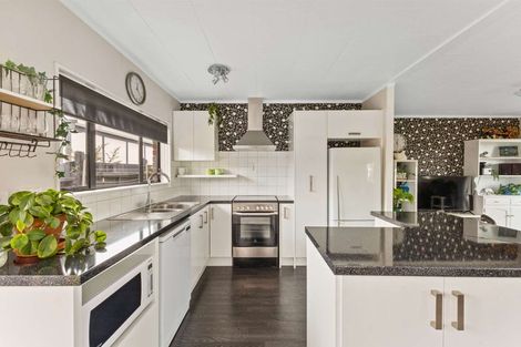 Photo of property in 1/1 Coronation Avenue, Welbourn, New Plymouth, 4310