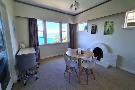 Photo of property in 122 Grafton Road, Roseneath, Wellington, 6011