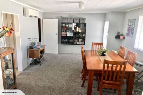 Photo of property in 71f2/ Gemstone Drive, Birchville, Upper Hutt, 5018