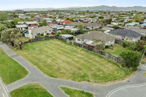 Photo of property in 38 Bexley Road, Aranui, Christchurch, 8061