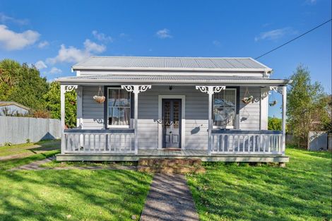 Photo of property in 42 Ballance Street, Shannon, 4821