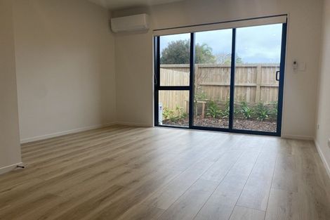 Photo of property in 5/35 Renata Crescent, Te Atatu Peninsula, Auckland, 0610